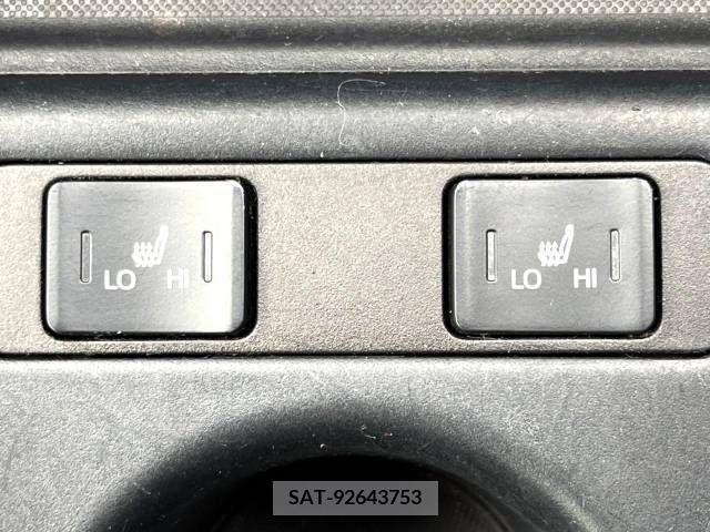 Toyota PRIUS 2019-06 331250-7