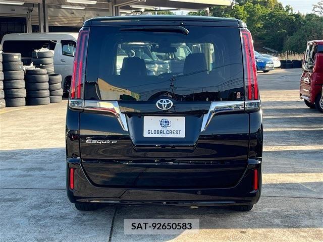 Toyota ESQUIRE 2021-04 268547-10