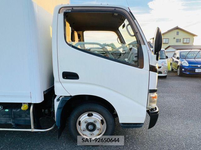 Hino DUTRO 2005-03 320381-9