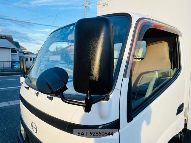 Hino DUTRO 2005-03 320381-12