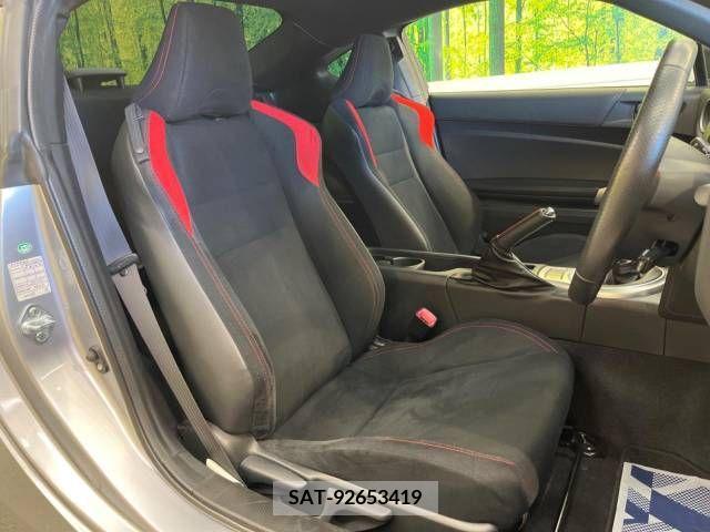 Toyota 86 2015-05 219552-8