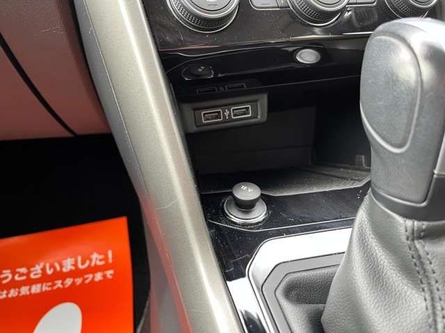 VolksWagen T-ROC 2020-12 19743-15