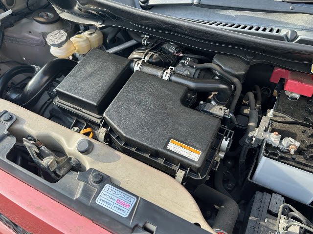 Nissan MOCO 2014-04 7057-27