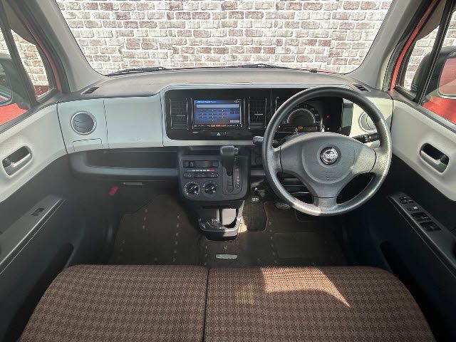 Nissan MOCO 2014-04 7057-1