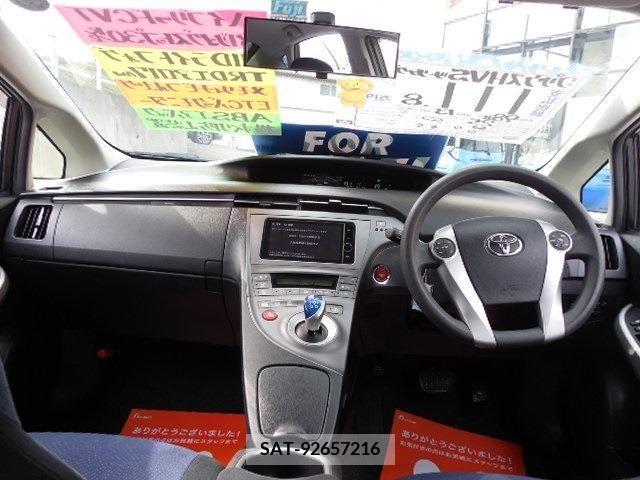 Toyota PRIUS 2013-07 282312-7