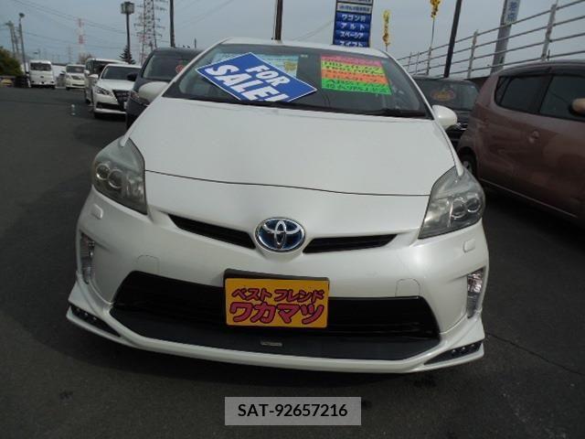 Toyota PRIUS 2013-07 282312-1