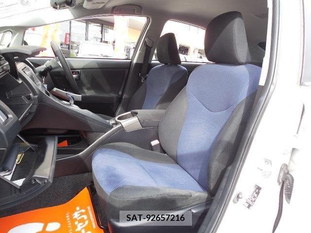 Toyota PRIUS 2013-07 282312-12