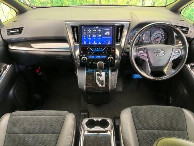 Toyota ALPHARD 2017-03 192159-1