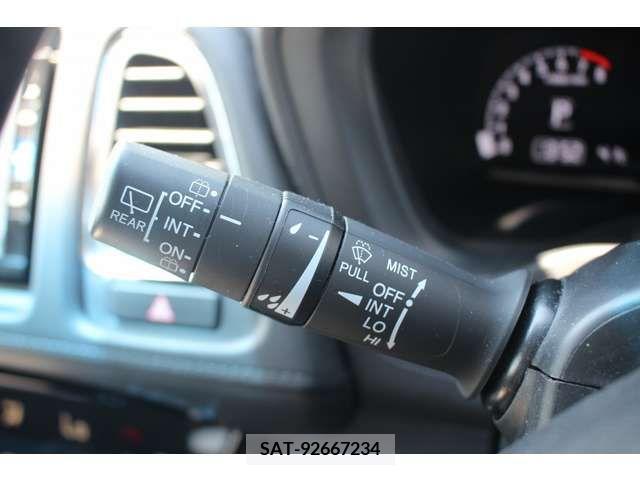 Honda VEZEL 2017-03 369908-9