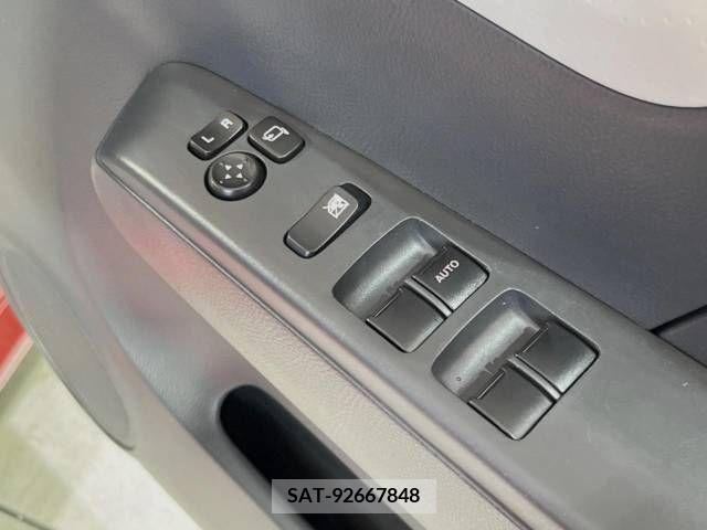 Nissan MOCO 2012-05 324572-5