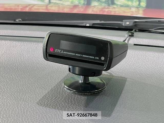 Nissan MOCO 2012-05 324572-3