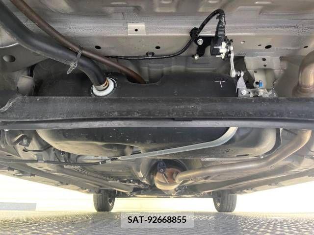 Suzuki SPACIA 2023-03 331515-19