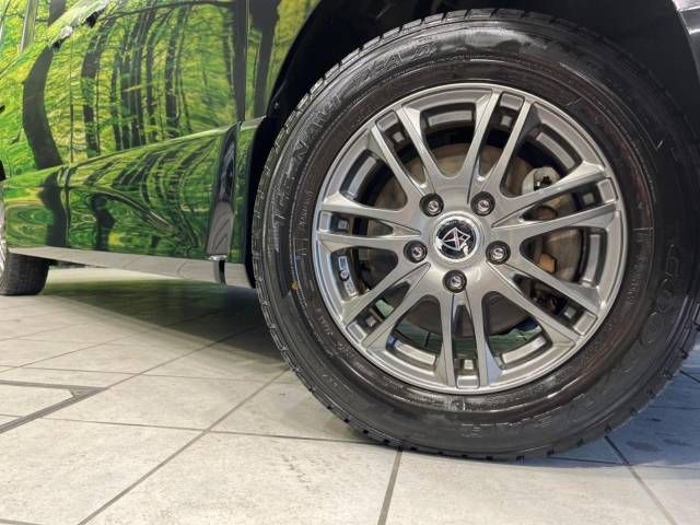 Nissan SERENA 2015-09 24114-13