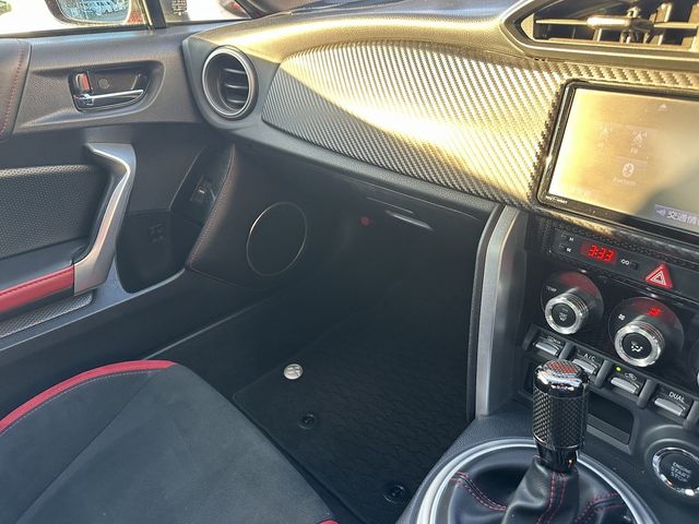 Toyota 86 2017-01 28571-22