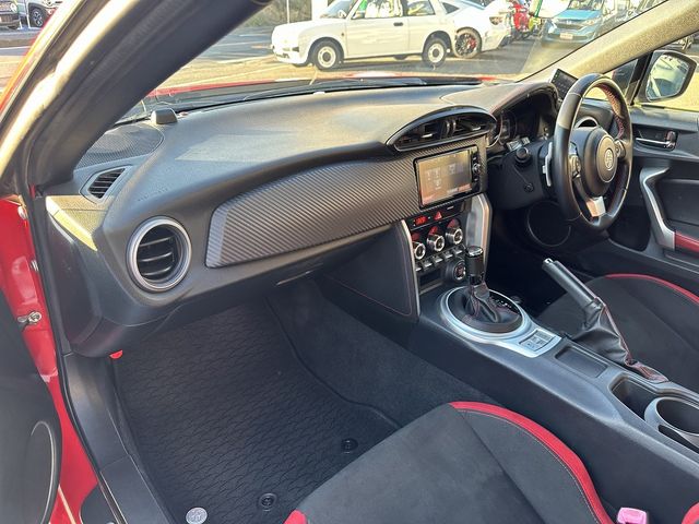 Toyota 86 2017-01 28571-14