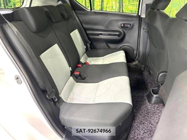 Toyota AQUA 2014-03 314186-9