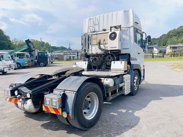 Nissan QUON 2017-12 17956-4