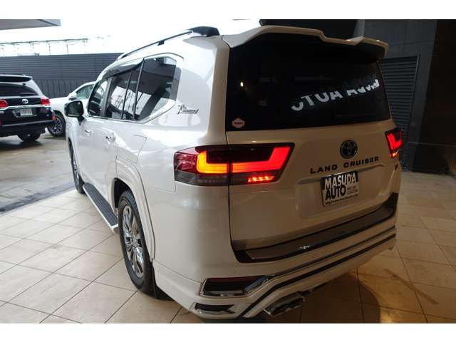 Toyota LAND CRUISER 2023-07 183299-4