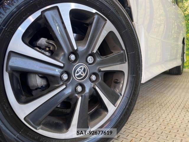Toyota NOAH 2019-02 365104-13
