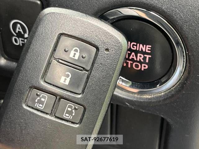Toyota NOAH 2019-02 365104-3