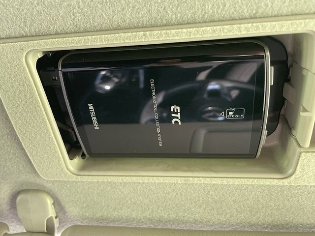 Mazda DEMIO 2015-05 23381-22