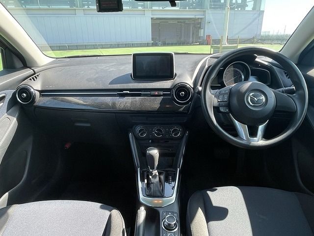 Mazda DEMIO 2015-05 23381-1