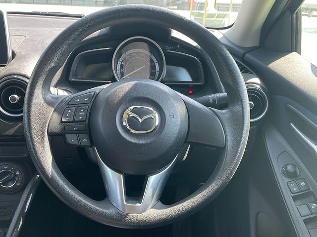 Mazda DEMIO 2015-05 23381-13