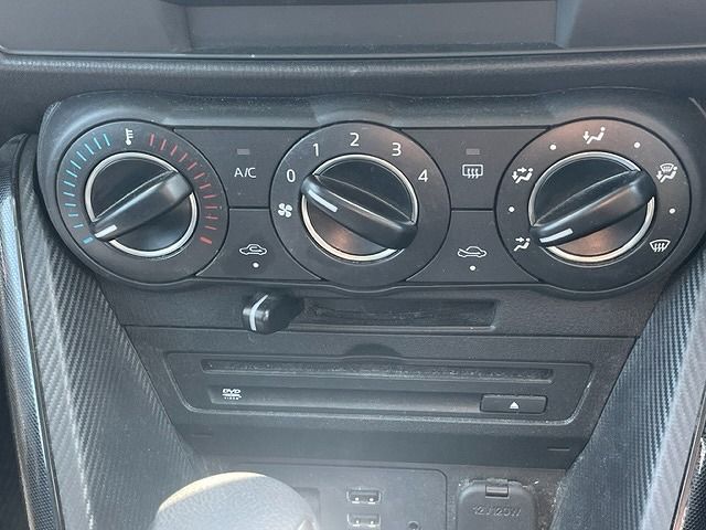 Mazda DEMIO 2015-05 23381-5