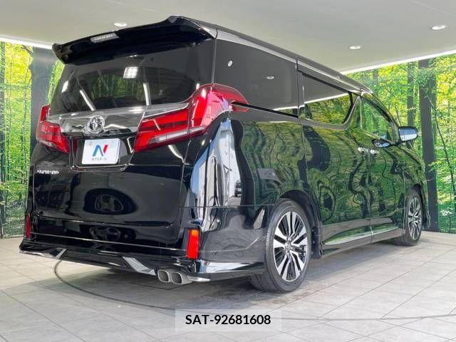 Toyota ALPHARD 2021-12 213669-18