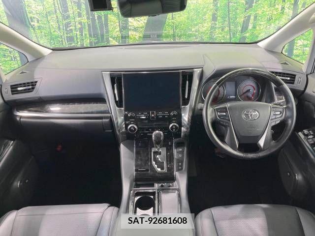 Toyota ALPHARD 2021-12 213669-1