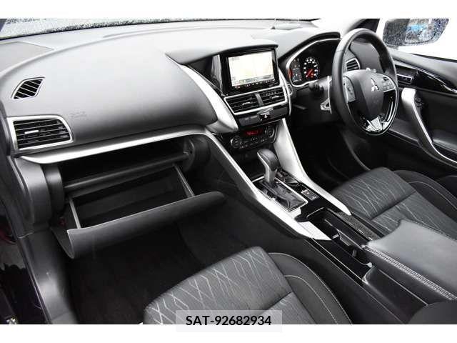 Mitsubishi ECLIPSE CROSS 2019-05 303763-12