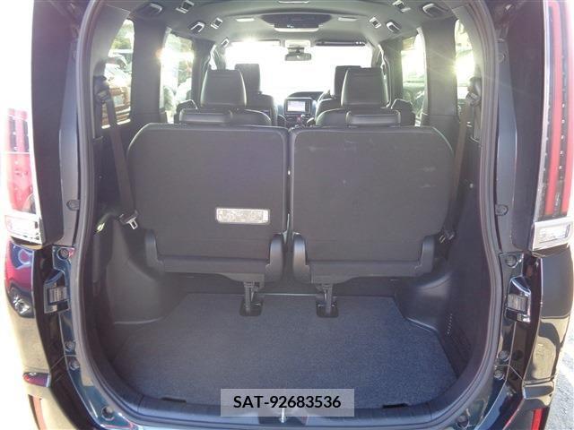 Toyota ESQUIRE 2017-11 255839-12