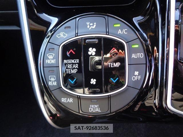 Toyota ESQUIRE 2017-11 255839-18