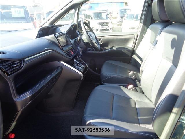Toyota ESQUIRE 2017-11 255839-8