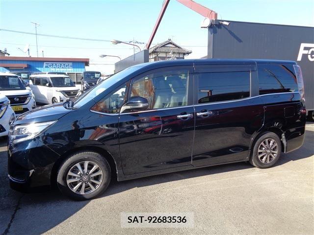 Toyota ESQUIRE 2017-11 255839-3
