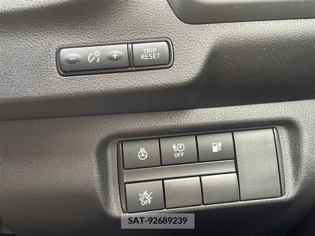 Nissan LEAF 2020-02 324806-15