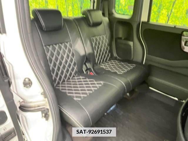 Honda N BOX CUSTOM 2019-04 341799-9