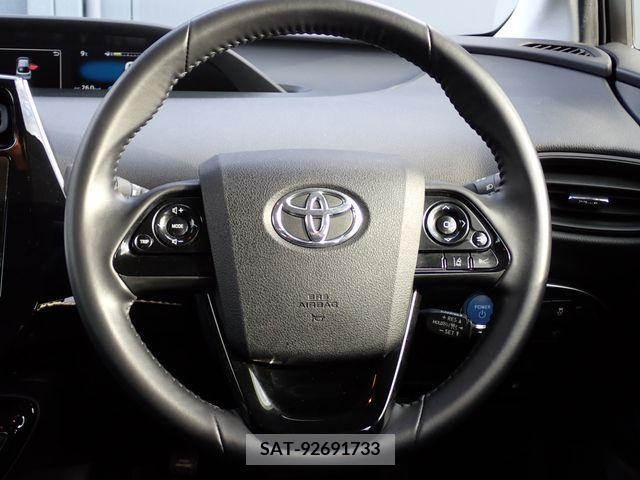 Toyota PRIUS 2020-11 208186-6