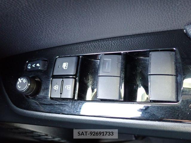 Toyota PRIUS 2020-11 208186-7