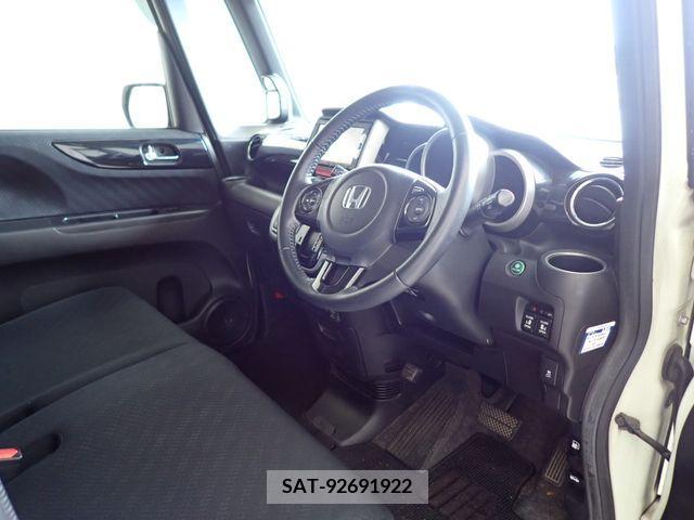 Honda N BOX CUSTOM 2013-10 279278-1