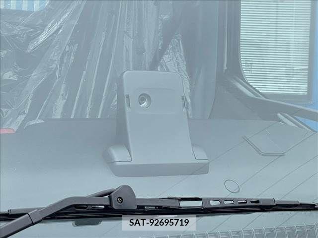Mitsubishi CANTER 2024-03 264367-6