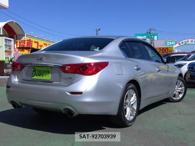 Nissan SKYLINE 2016-05 252708-1