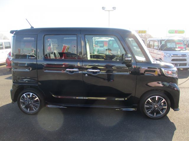 Suzuki SPACIA 2023-08 181894-3
