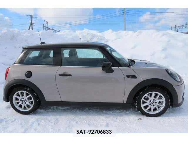 Bmw MINI 2023-04 319659-3