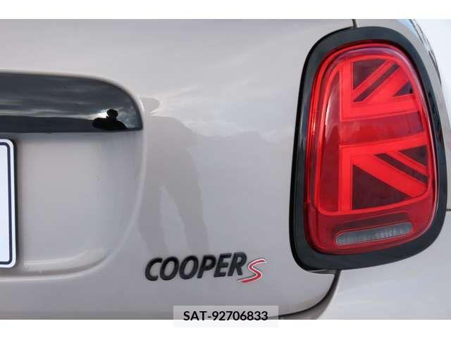 Bmw MINI 2023-04 319659-8