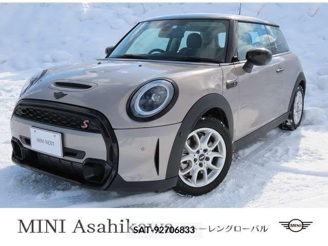 Bmw MINI 2023-04 319659-17