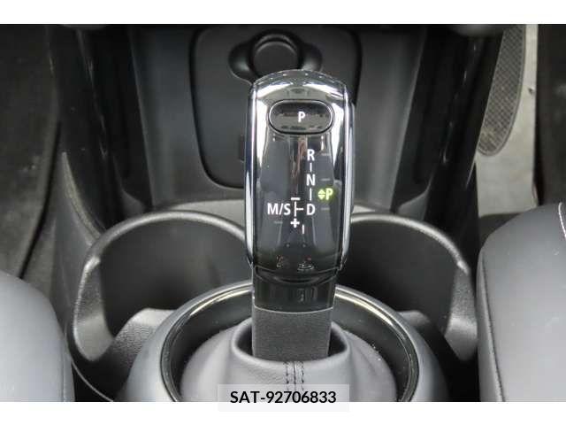 Bmw MINI 2023-04 319659-14