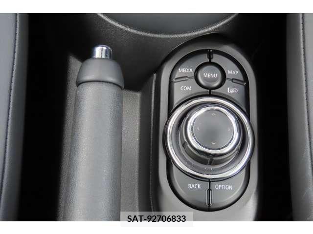 Bmw MINI 2023-04 319659-15