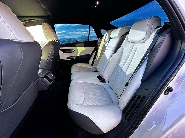 Toyota CROWN SEDAN 2018-08 1455-18