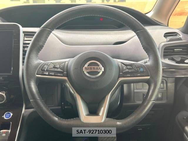 Nissan SERENA 2019-12 367752-11